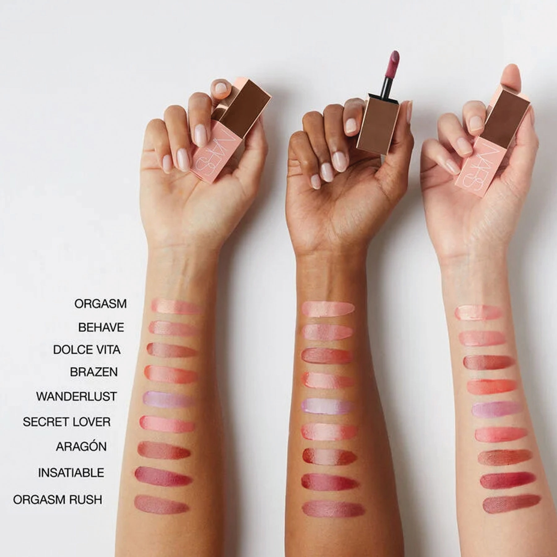 AFTERGLOW LIQUID BLUSH (RUBOR LÍQUIDO PARA MEJILLAS)